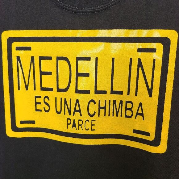 Medellin Es Una Chimba Colombia Black Yellow Short Sleeve Cotton Tshirt Womens M - Picture 8 of 14